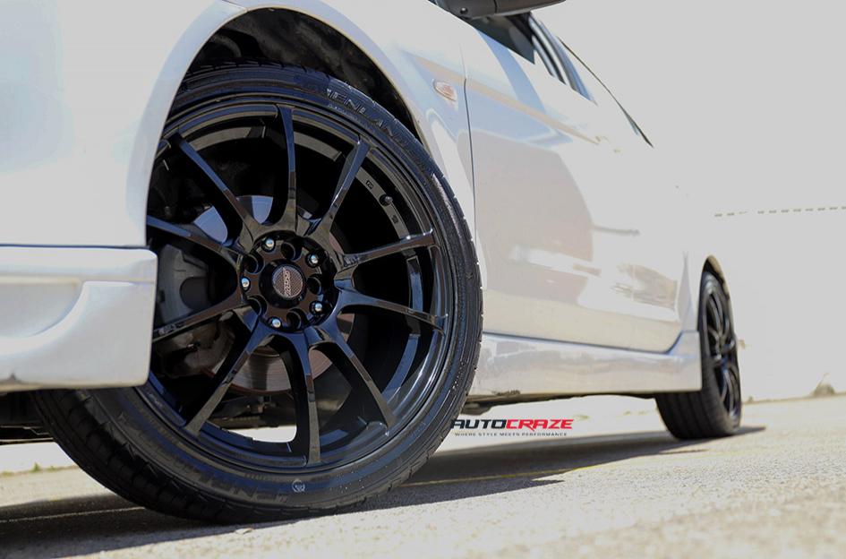 MITSUBISHI LANCER CHALLENGE BLACK 